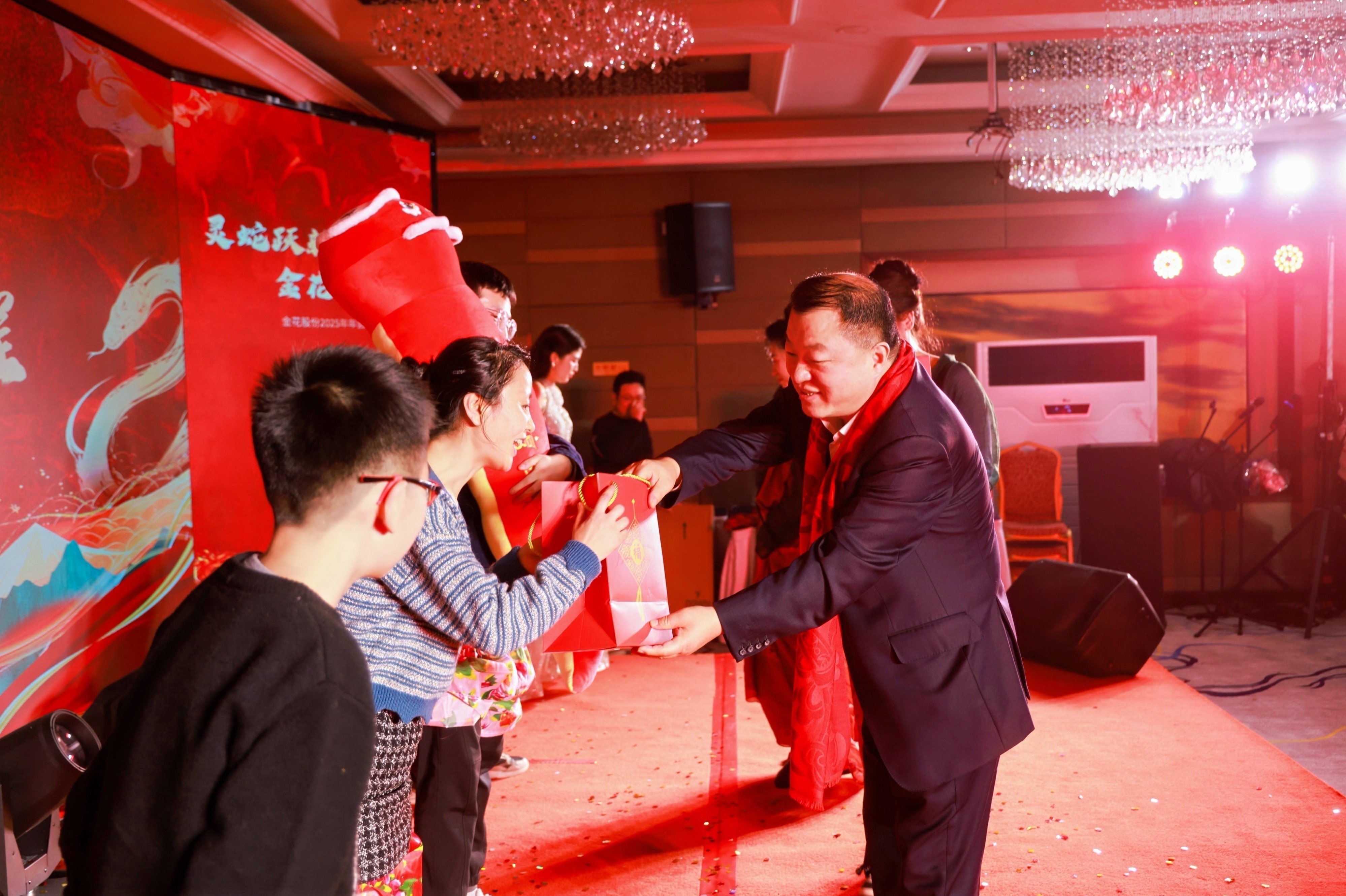 万赢娱乐股份2025年年会